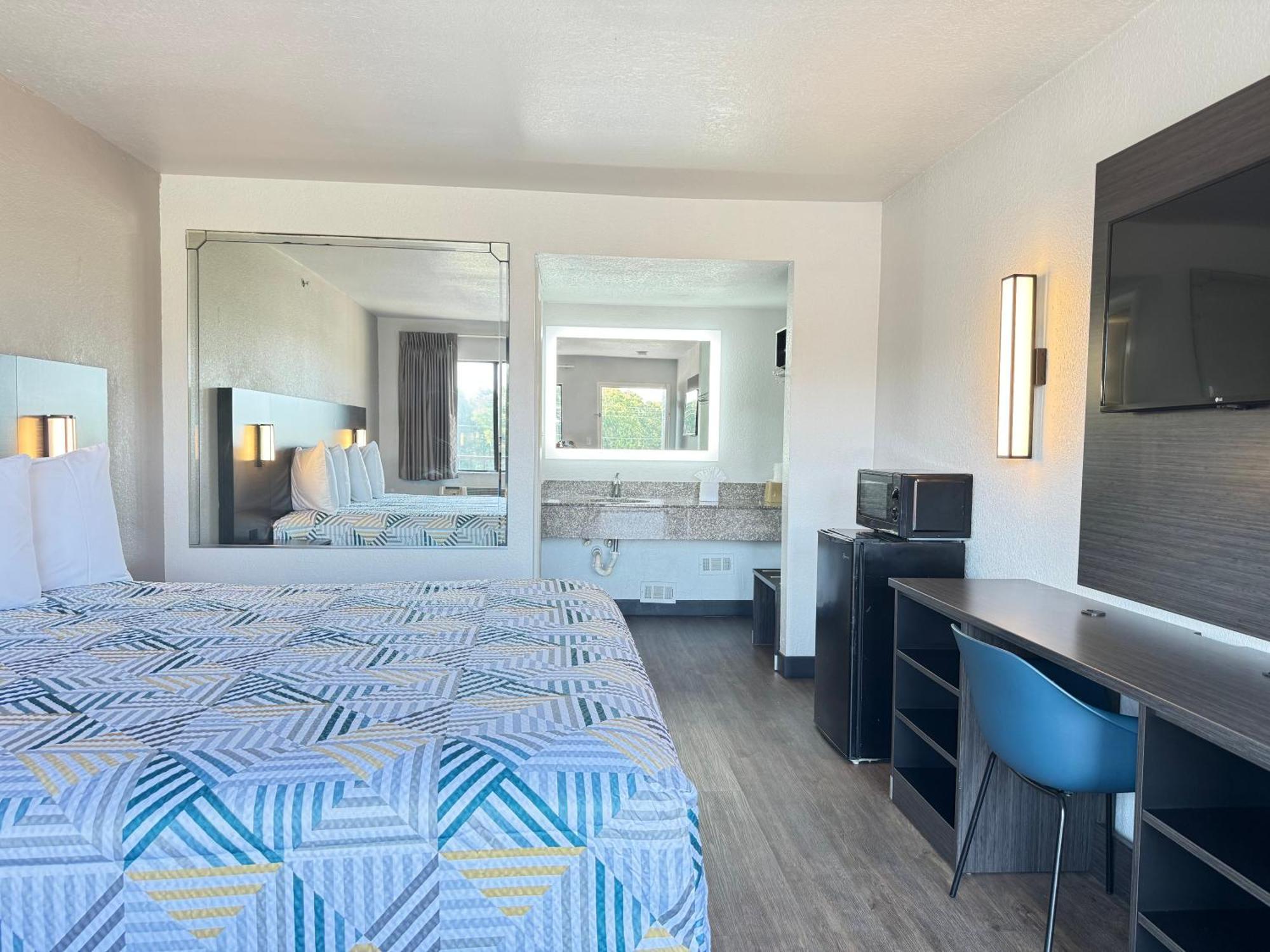 Masters Motel
